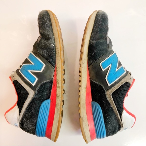 New Balance 574 Sneakers Gray Red & Blue. US Women 8.5. US Men 7. - Picture 8 of 15